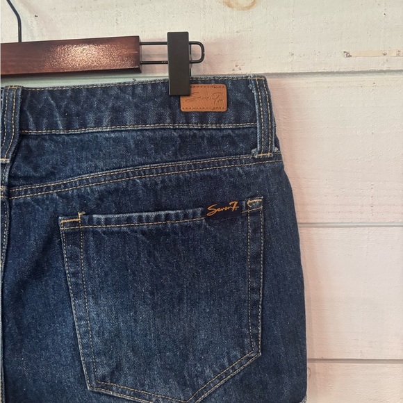 7 For All Mankind Womens 6 Weekend Short
Cut off Blue Jeans Shorts
Distressed - Picture 10 of 15